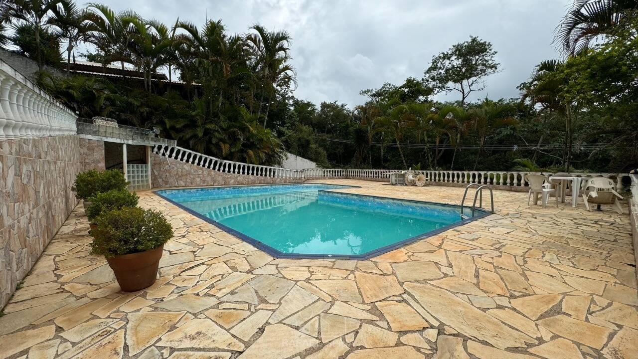 Sítio, 5 quartos, 4000 m² - Foto 2