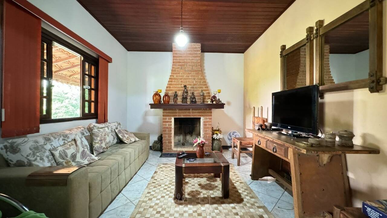Sítio, 5 quartos, 4000 m² - Foto 15