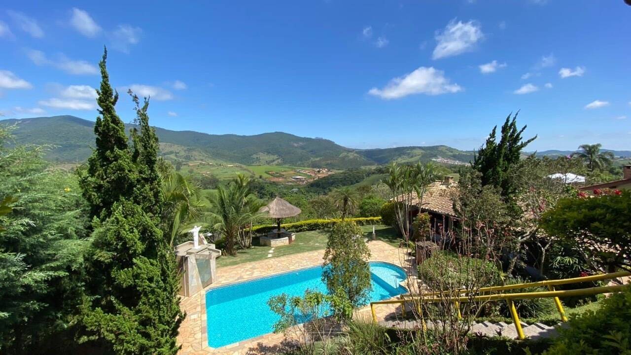 Sítio, 4 quartos, 2478 m² - Foto 1