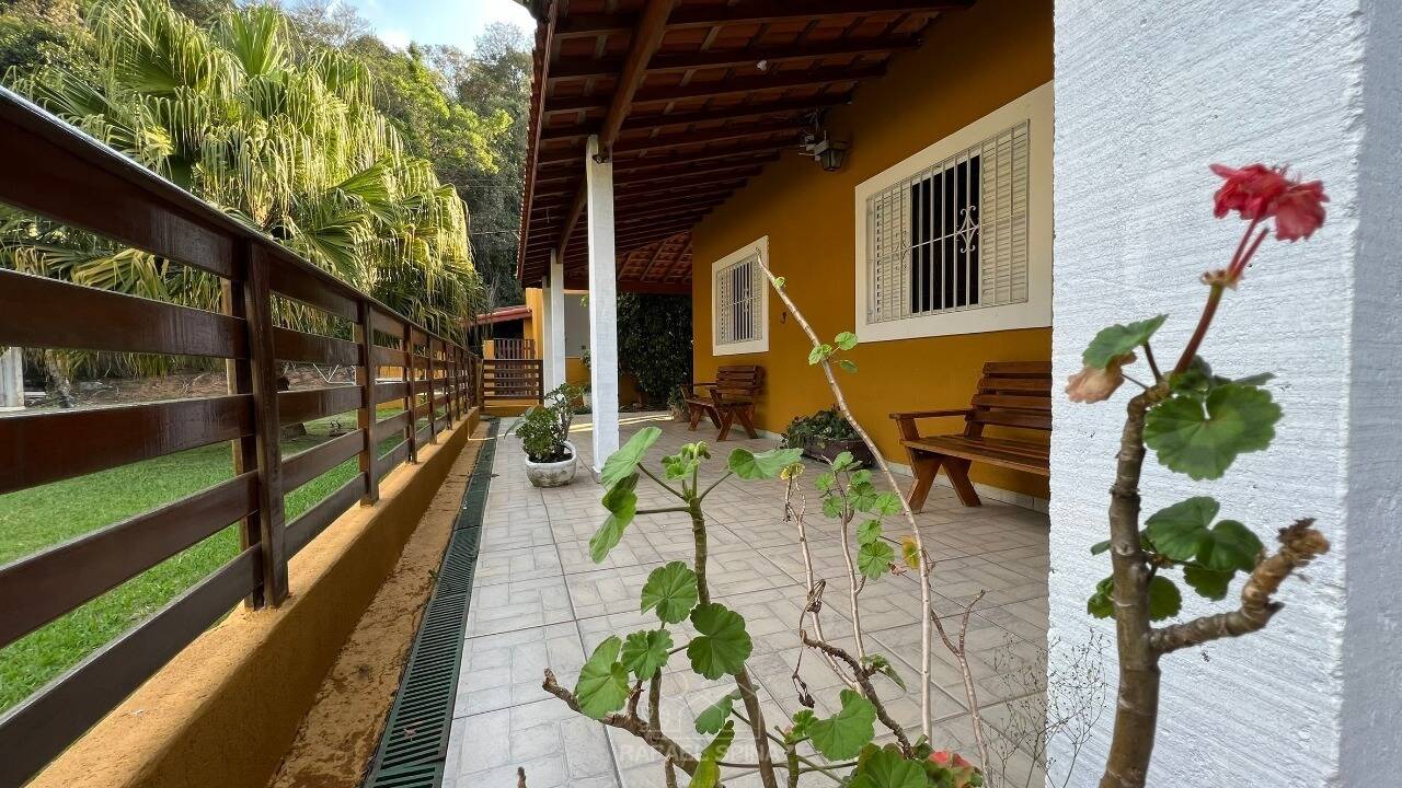 Sítio, 4 quartos, 1600 m² - Foto 17