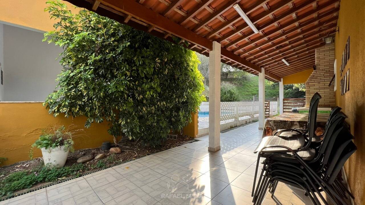 Sítio, 4 quartos, 1600 m² - Foto 18