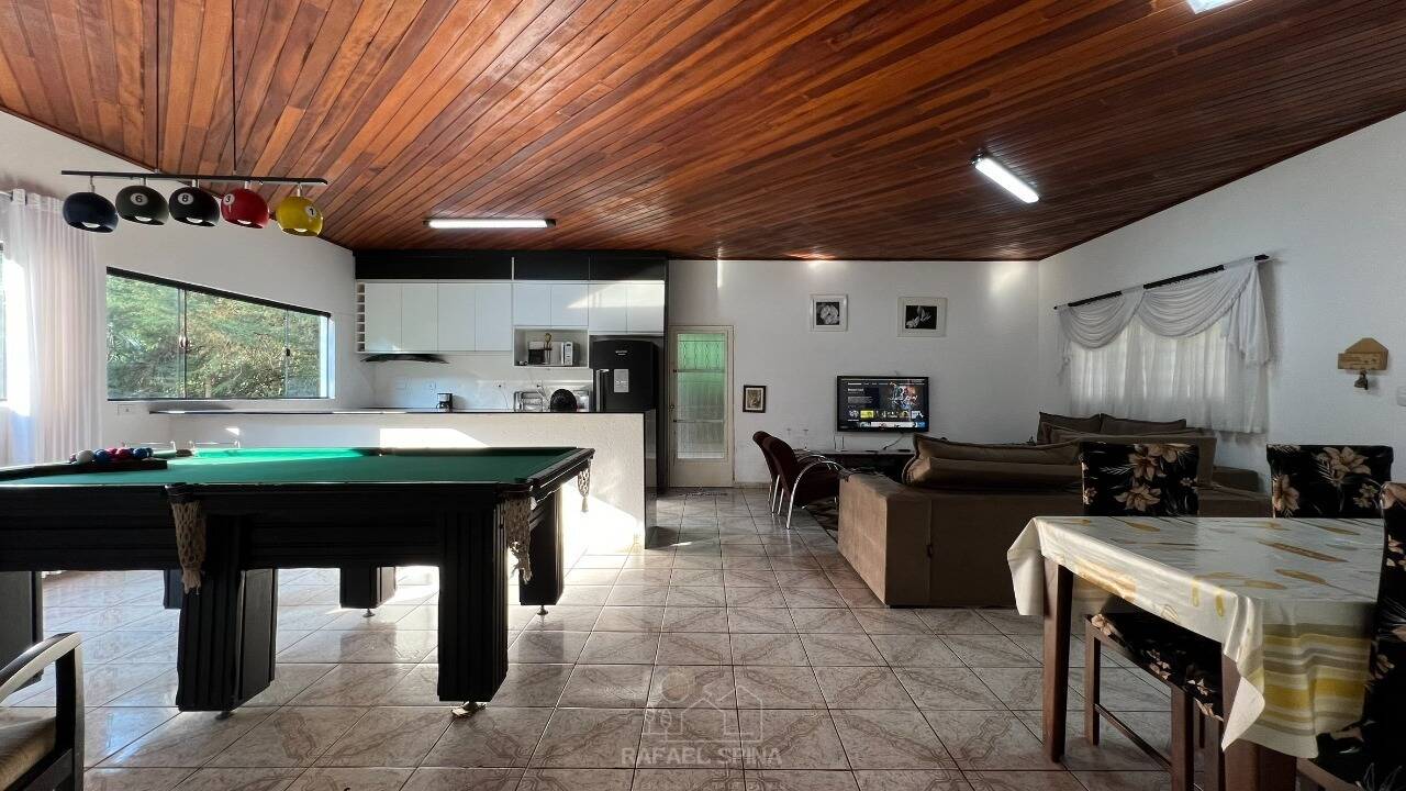 Sítio, 4 quartos, 1600 m² - Foto 36