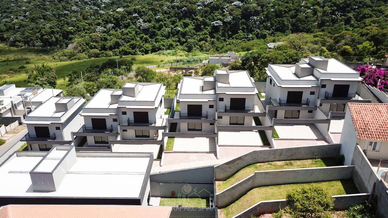 Casa, 3 quartos, 120 m² - Foto 1