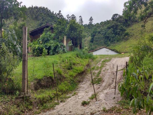 Sítio para Venda em Piracaia - 2