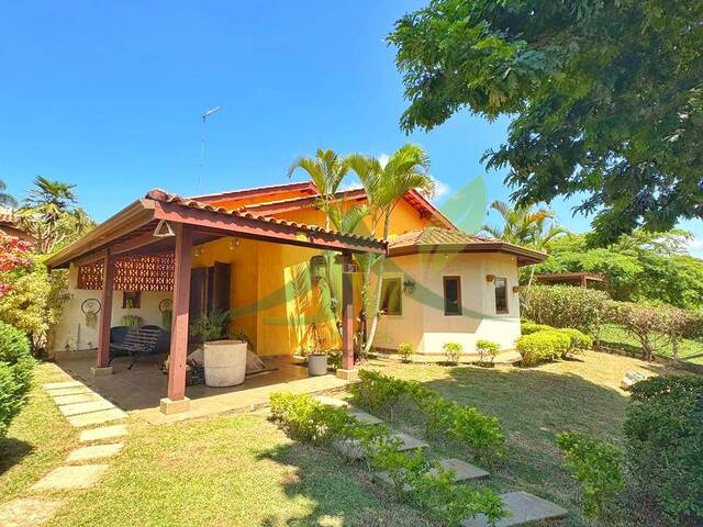 #2569 - Chácara em Condomínio para Venda em Piracaia - SP