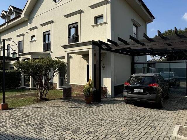 #2941 - Casa para Venda em Atibaia - SP