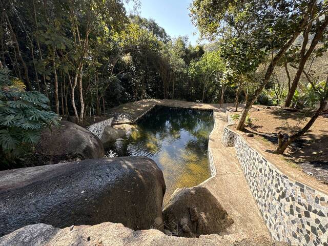 Venda em centro - Bom Jesus dos Perdões