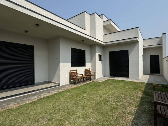 #2950 - Casa em condomínio para Venda em Bom Jesus dos Perdões - SP