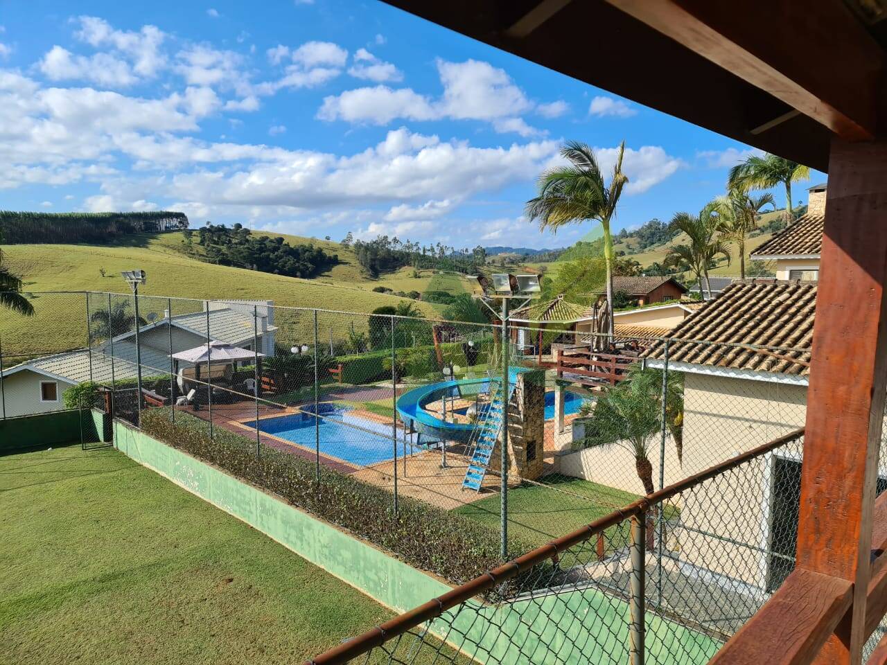 Sítio, 5 quartos, 2000 m² - Foto 17