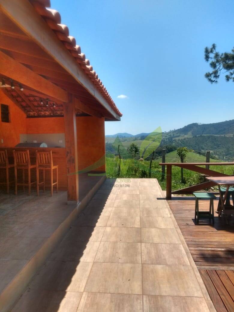 Sítio, 3 quartos, 2040 m² - Foto 2