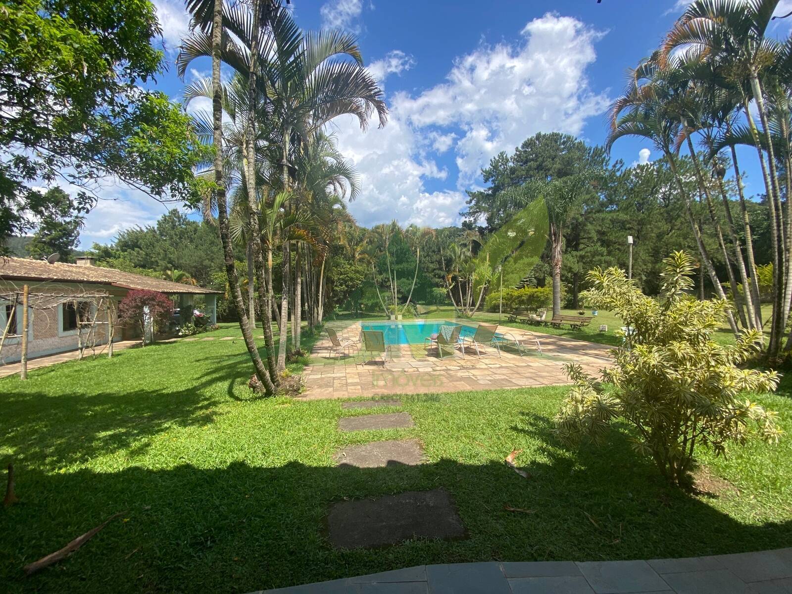 Sítio, 8 quartos, 1 hectares - Foto 2