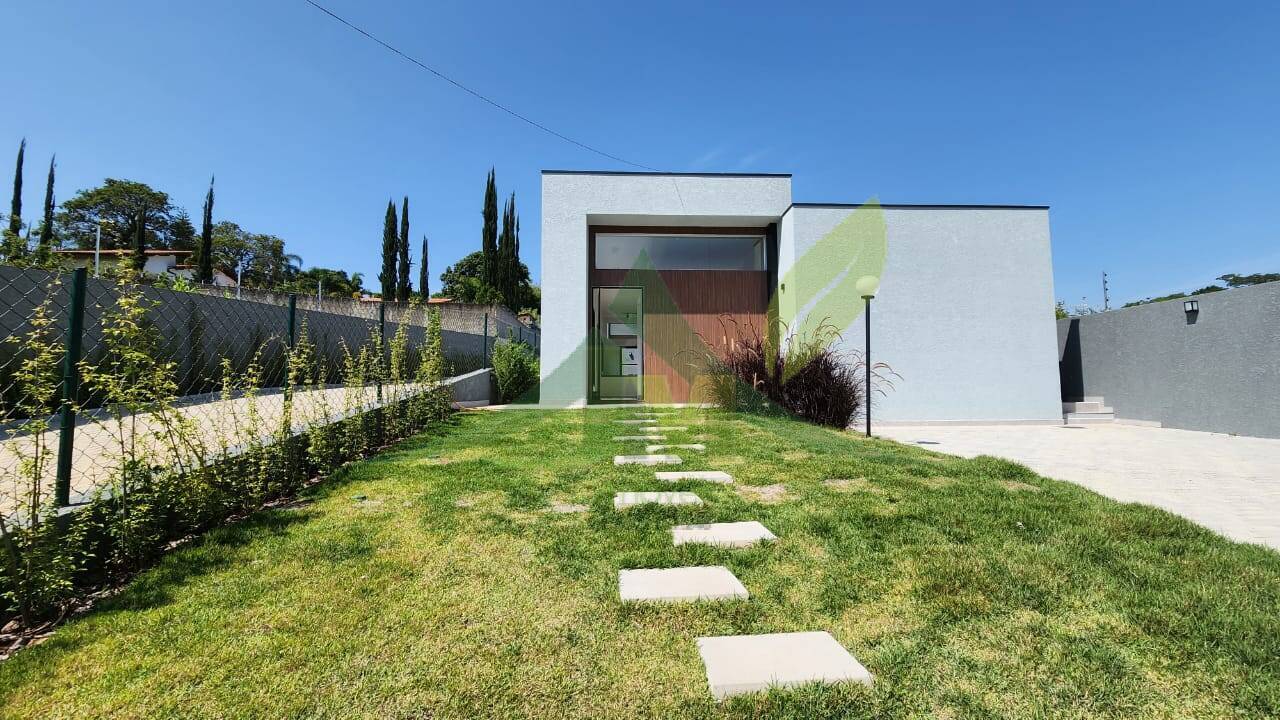 Casa, 3 quartos, 255 m² - Foto 1
