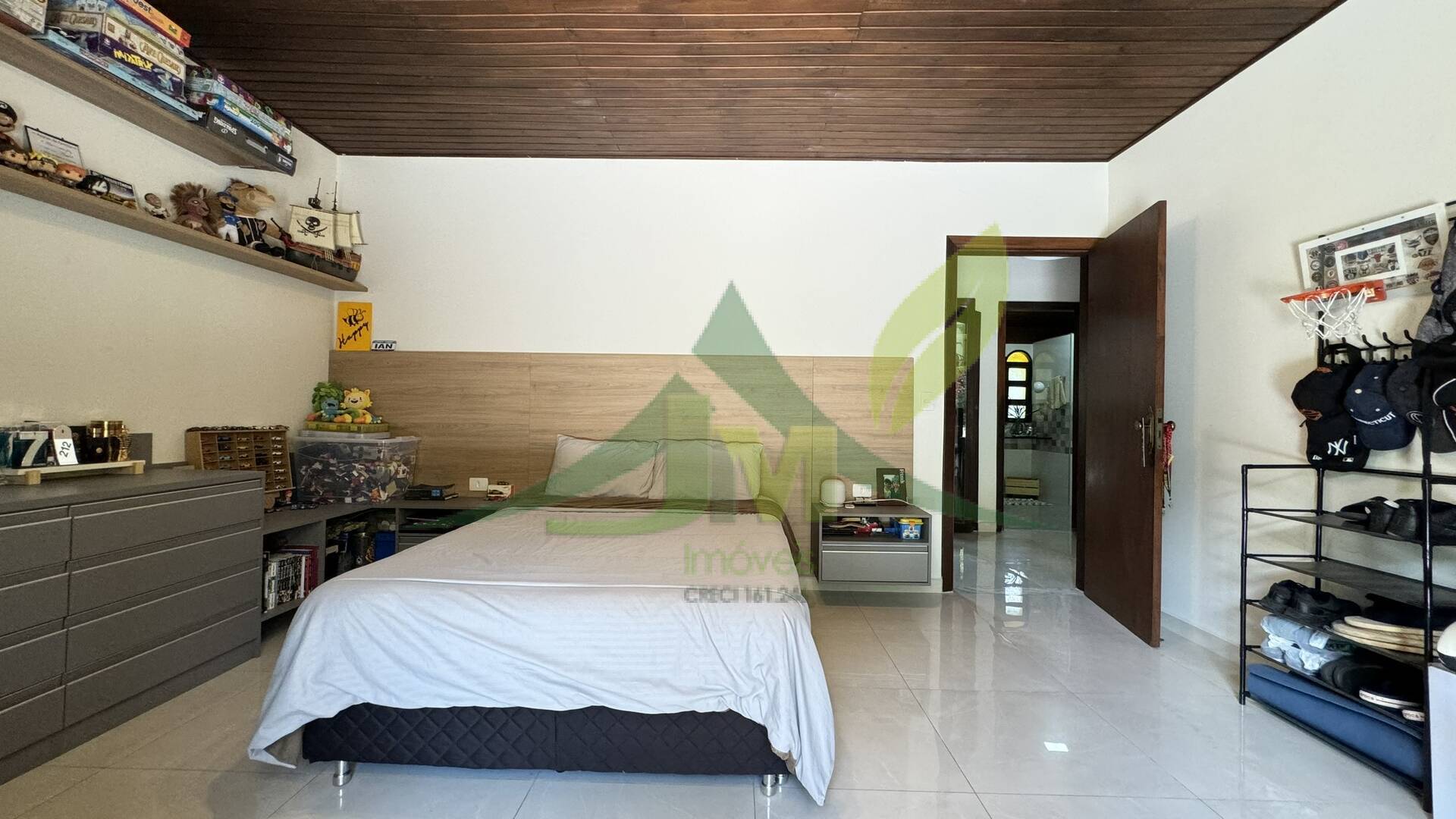 Sítio, 4 quartos, 1550 m² - Foto 23