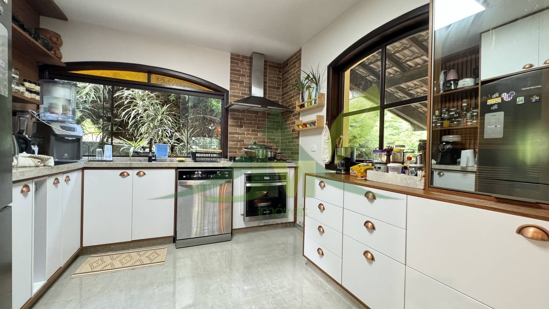 Sítio, 4 quartos, 1550 m² - Foto 29