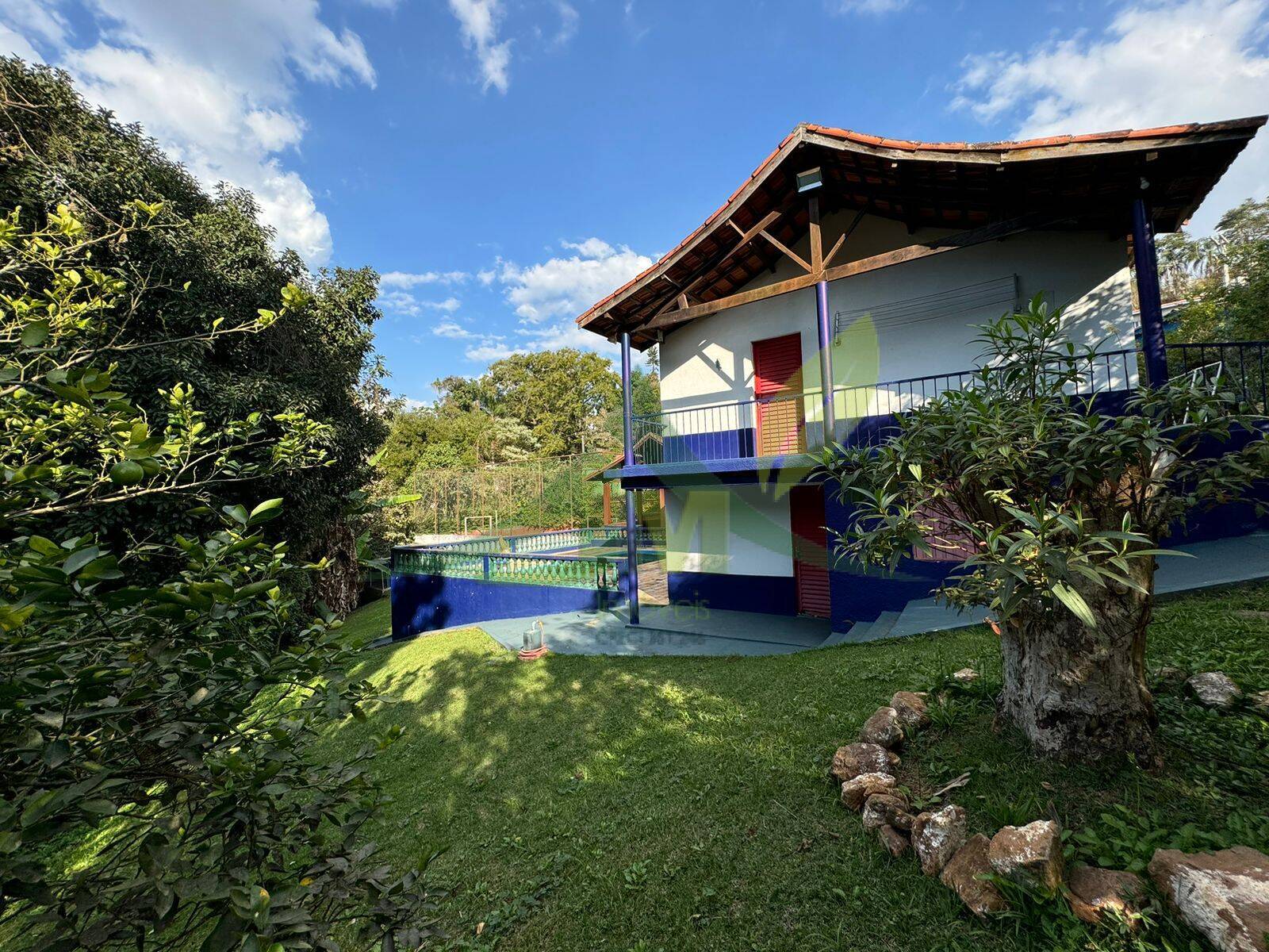 Sítio, 4 quartos, 1352 m² - Foto 1