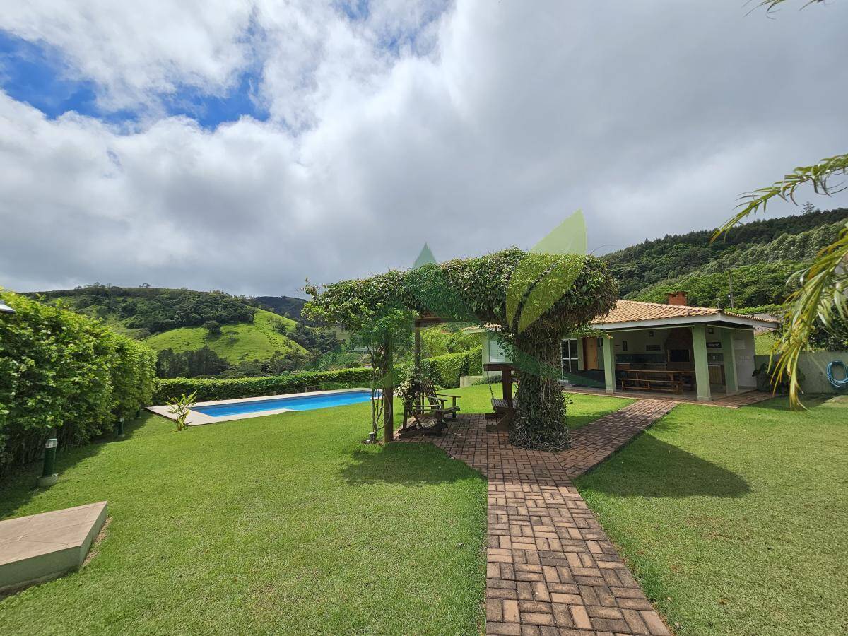 Sítio, 3 quartos, 1305 m² - Foto 1