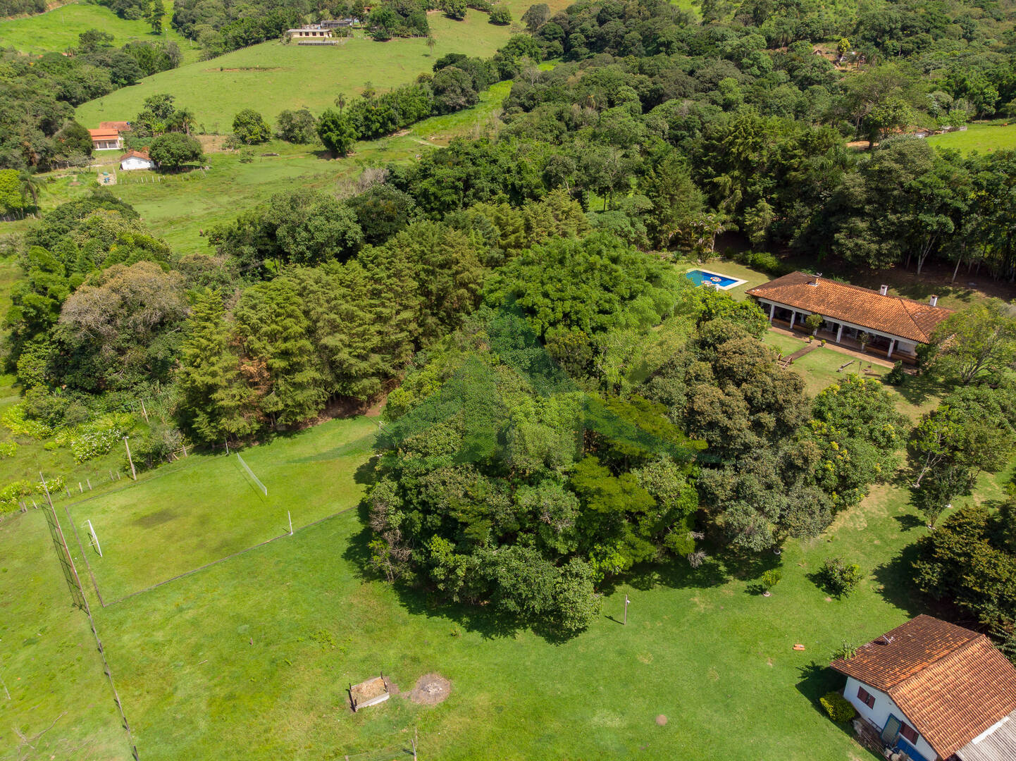 Sítio, 6 quartos, 1 hectares - Foto 10