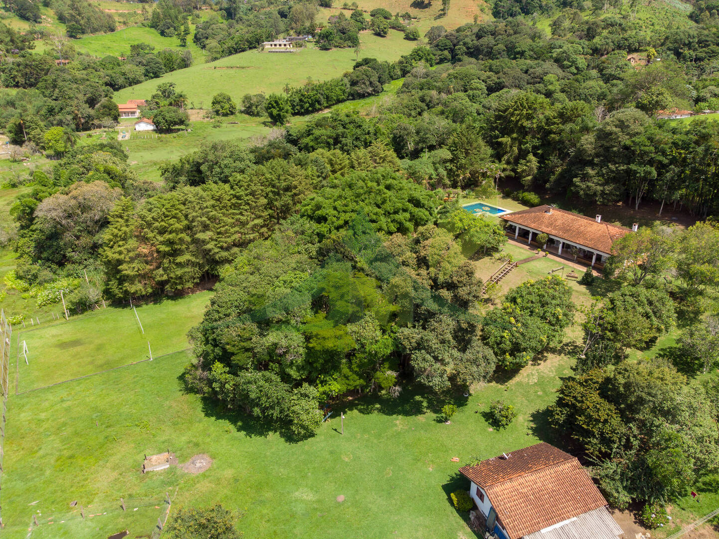 Sítio, 6 quartos, 1 hectares - Foto 13