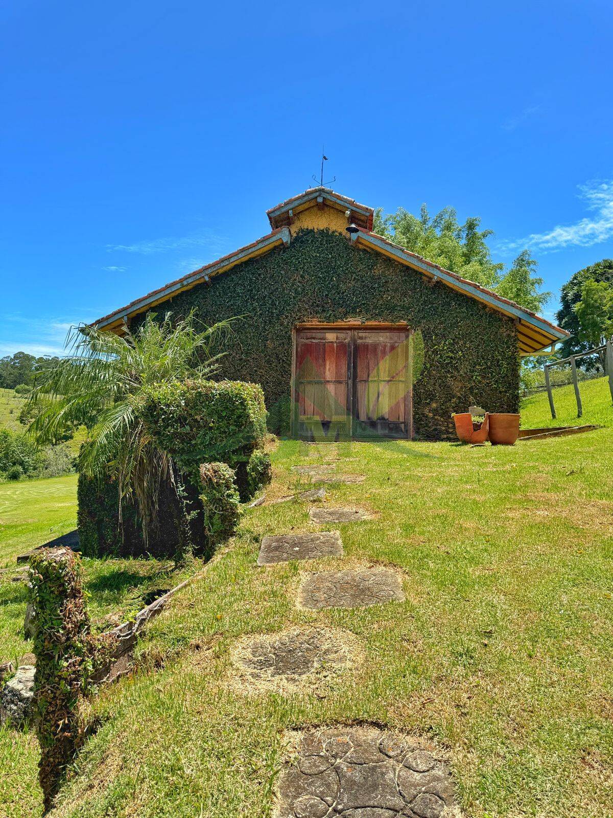 Sítio, 10 quartos, 44 hectares - Foto 1