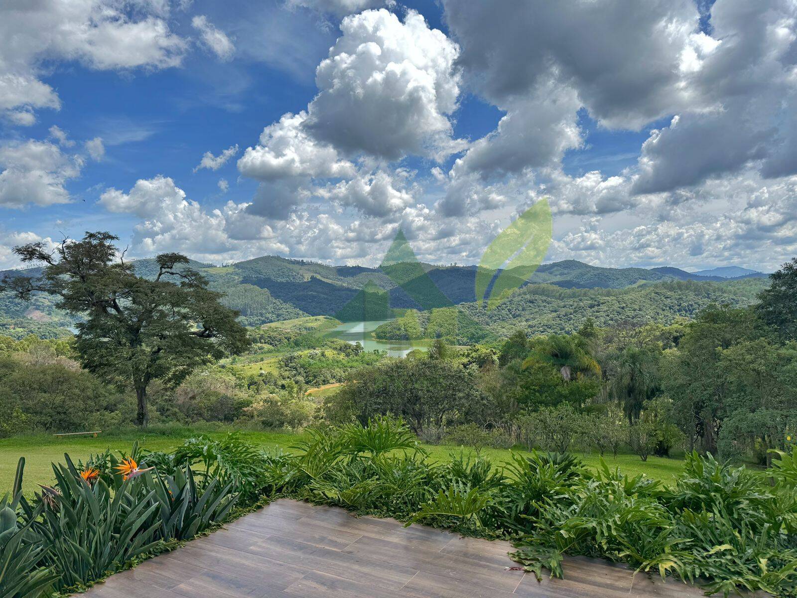 Sítio, 5 quartos, 21 hectares - Foto 2