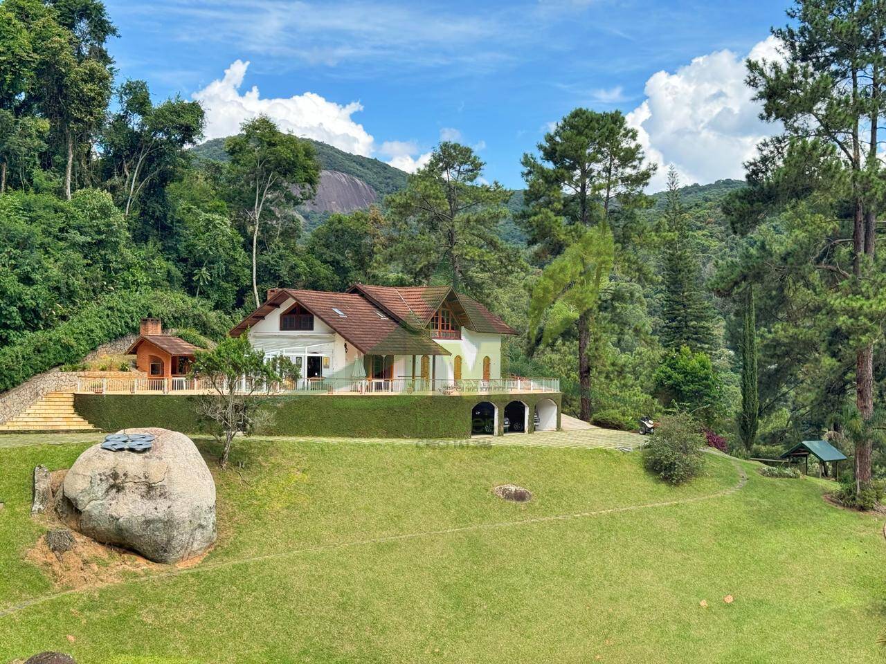 Sítio, 9 quartos, 24 hectares - Foto 1