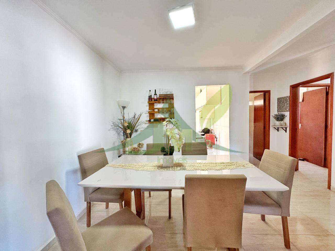 Sítio, 5 quartos, 1000 m² - Foto 5