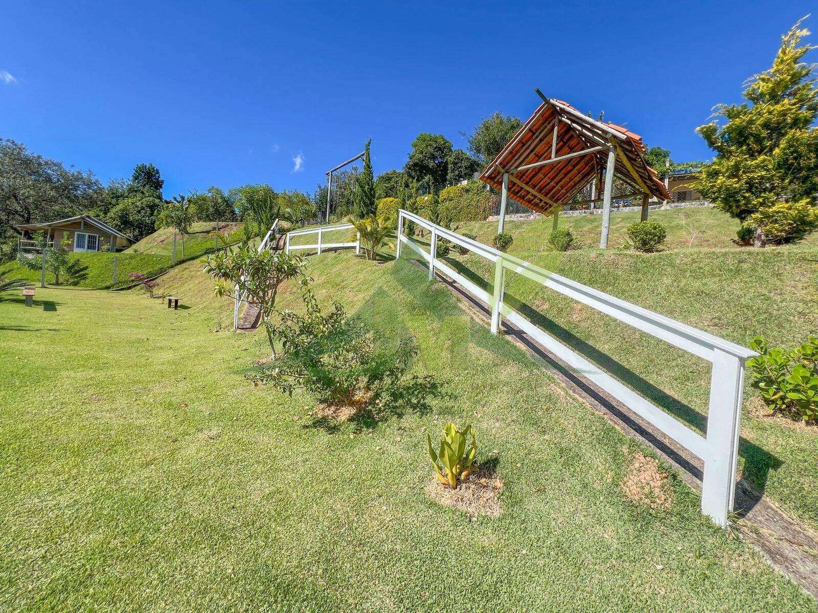 Sítio, 5 quartos, 3100 m² - Foto 7