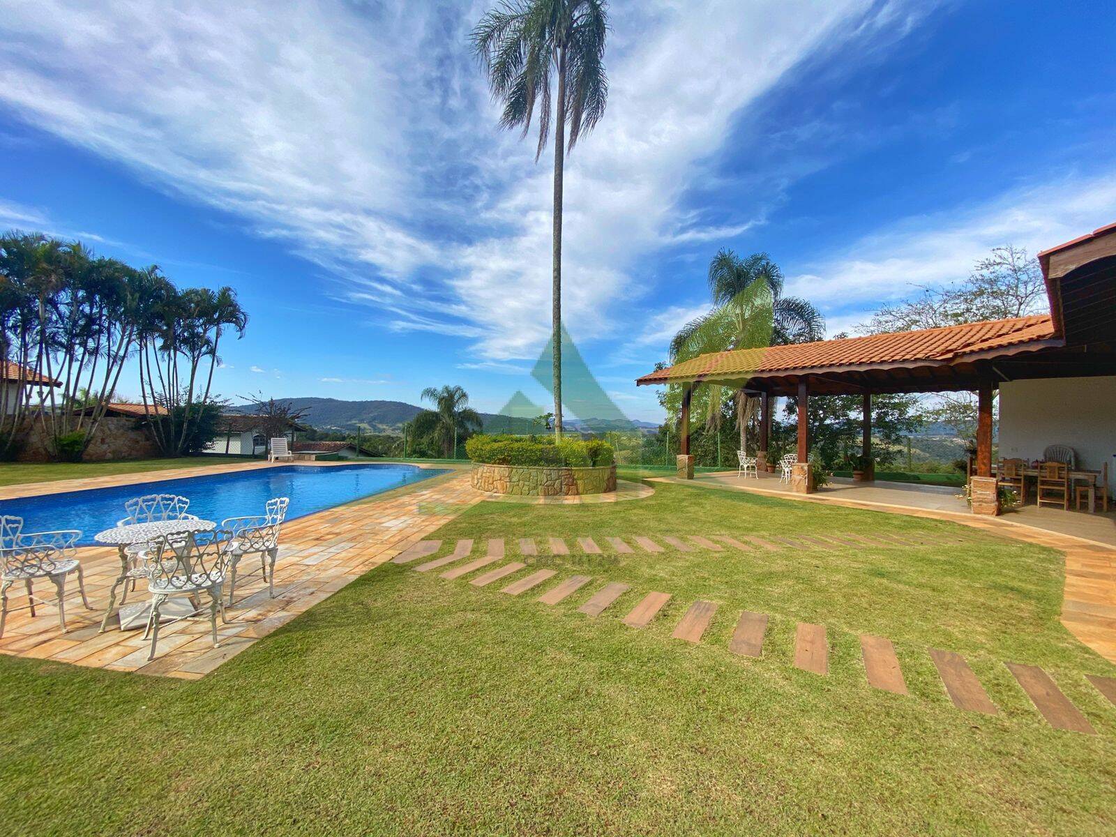 Sítio, 4 quartos, 2754 m² - Foto 9